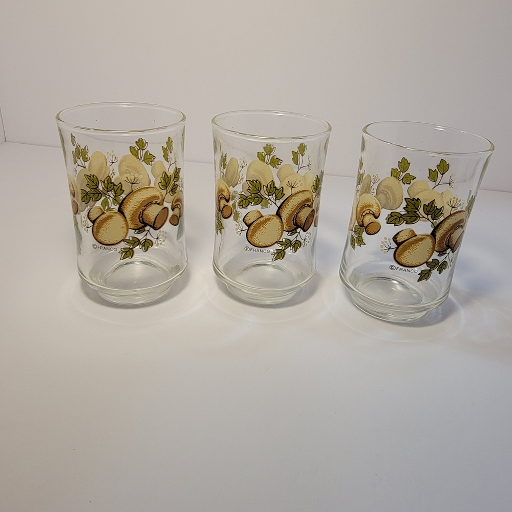 Vintage 1970s Libbey Franco Mushroom Glasses Set of 3 Retro Cottagecore Juice